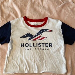 hollister graphic crop top